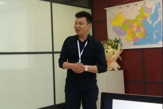 16歲帶60元闖蕩江蘇,奮斗25年成功轉(zhuǎn)型牽手世騰